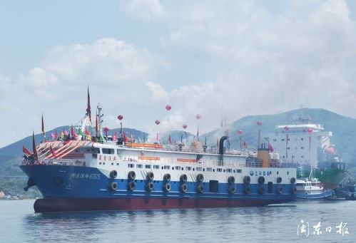 立新船舶“閩連漁冷67575”成功上水，彰顯專(zhuān)業(yè)船舶服務(wù)實(shí)力